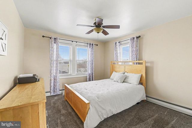 6807 N POINT RD, Sparrows Point, MD 21219