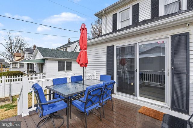 6807 N POINT RD, Sparrows Point, MD 21219