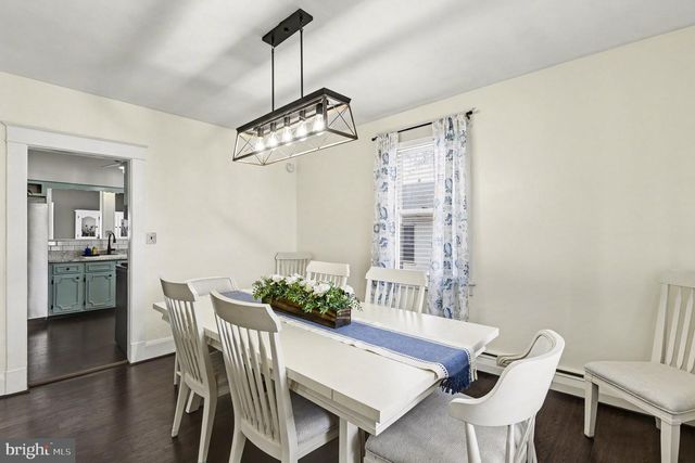 6807 N POINT RD, Sparrows Point, MD 21219