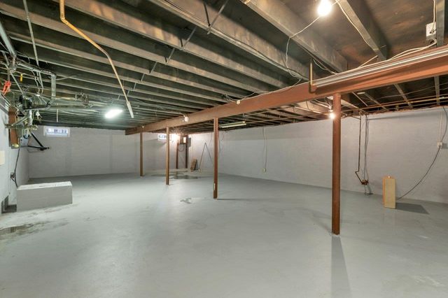 62 Highland Mountain Road, Northfield, NH 03276