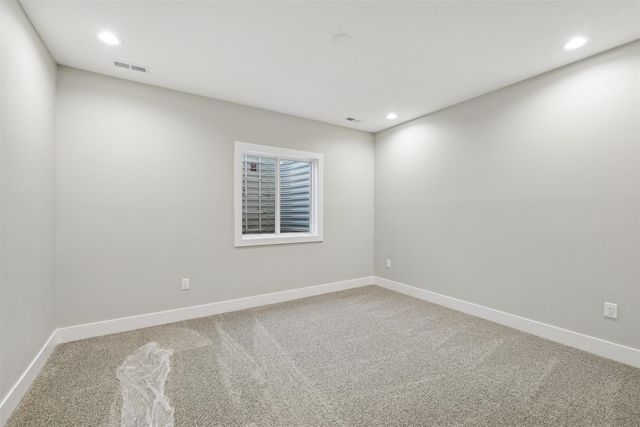 1201 Lakeview Circle NW, Bondurant, IA 50035