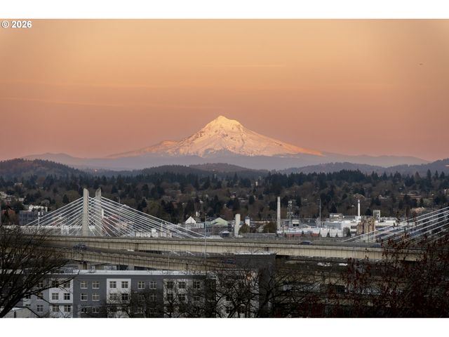 2221 Sw 1ST Ave 724, Portland, OR 97201