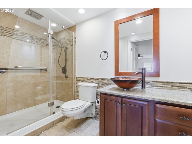 2221 Sw 1ST Ave 724, Portland, OR 97201