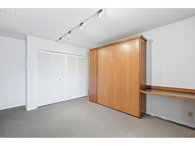 2221 Sw 1ST Ave 724, Portland, OR 97201