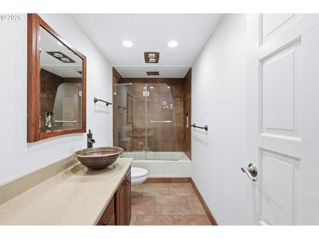 2221 Sw 1ST Ave 724, Portland, OR 97201