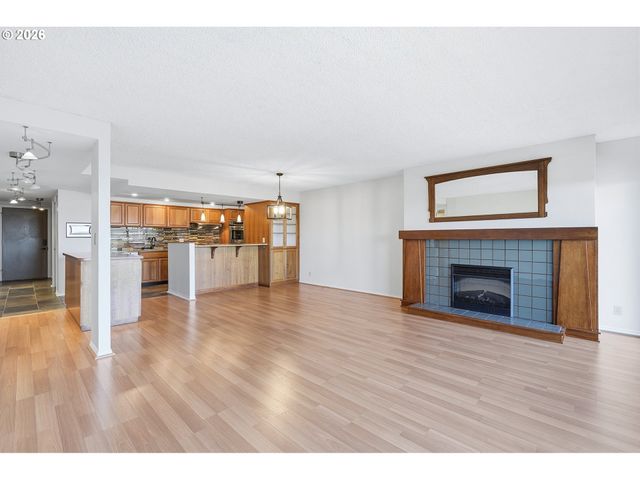 2221 Sw 1ST Ave 724, Portland, OR 97201