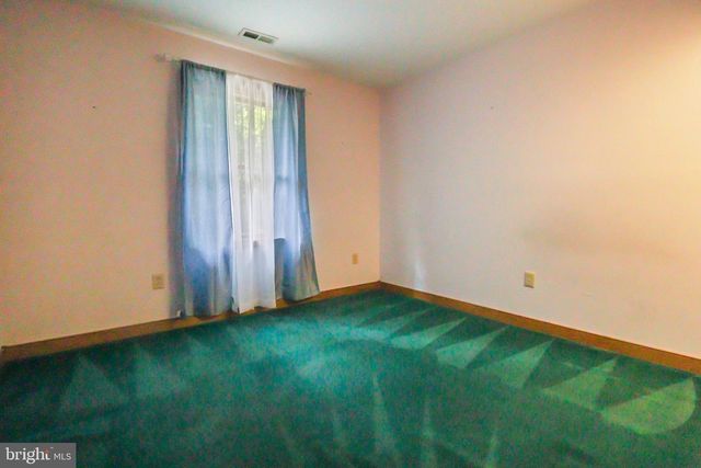 74 CEDAR RD, Pittsgrove, NJ 08318