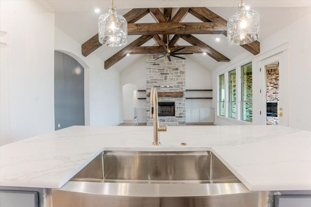 3031 Haylee Drive, Granbury, TX 76048