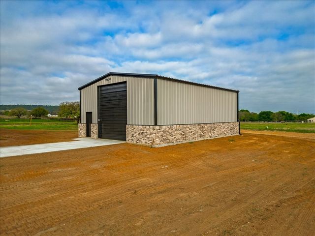 3031 Haylee Drive, Granbury, TX 76048