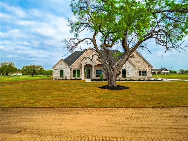 3031 Haylee Drive, Granbury, TX 76048