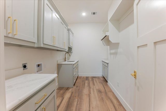 3031 Haylee Drive, Granbury, TX 76048