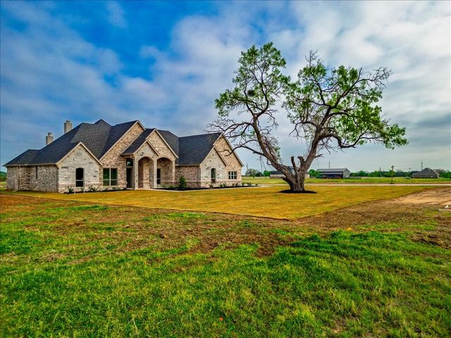 3031 Haylee Drive, Granbury, TX 76048