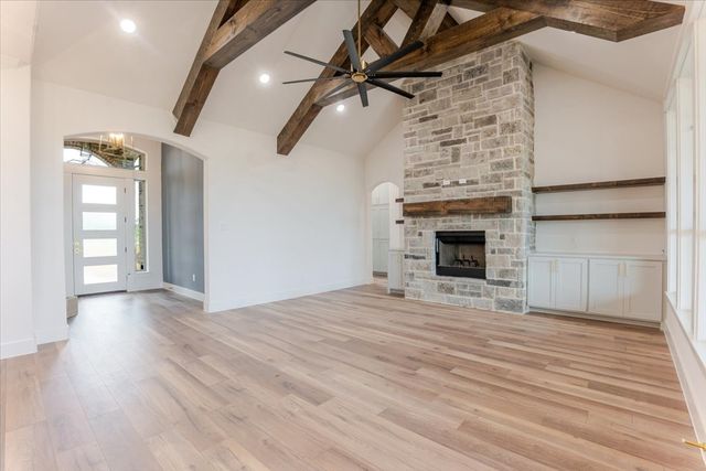 3031 Haylee Drive, Granbury, TX 76048