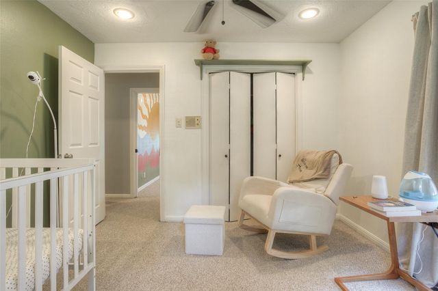 404 River Oaks Drive, Huntsville, TX 77340