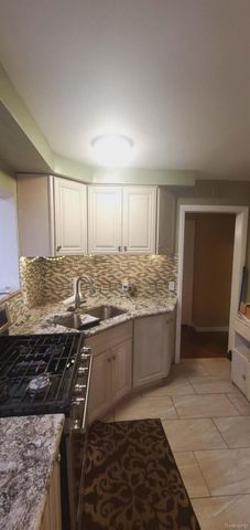 11334 Balfour Road, Detroit, MI 48224