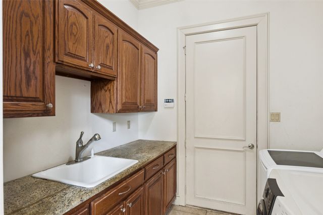 1616 Promontory Drive, Cedar Hill, TX 75104