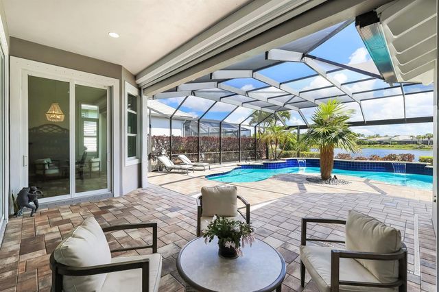 5052 MARTINIQUE DRIVE, Naples, FL 34113