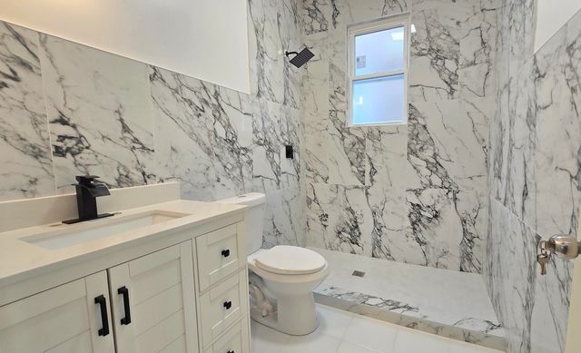 3516 W Polk Street, Chicago, IL 60624