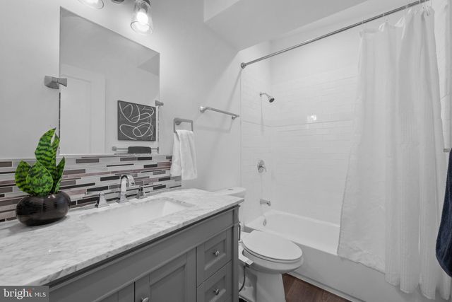 1620 HOLLINS ST, Baltimore, MD 21223