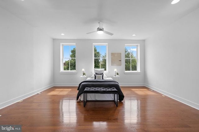 1620 HOLLINS ST, Baltimore, MD 21223