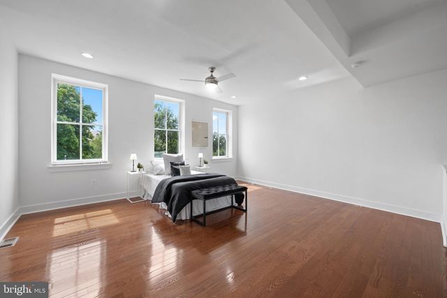 1620 HOLLINS ST, Baltimore, MD 21223