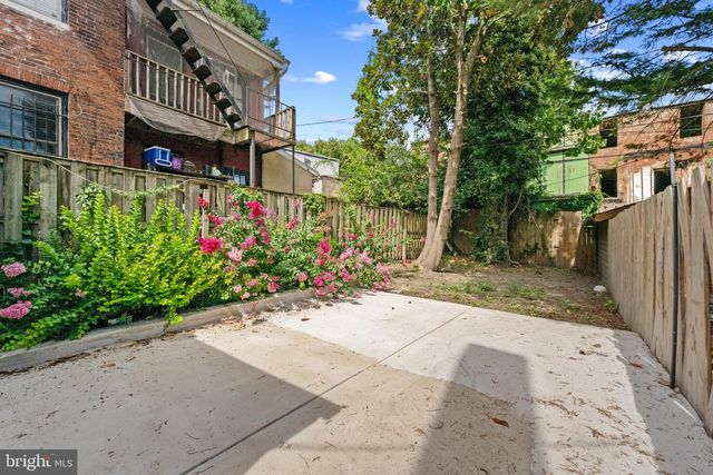 1620 HOLLINS ST, Baltimore, MD 21223