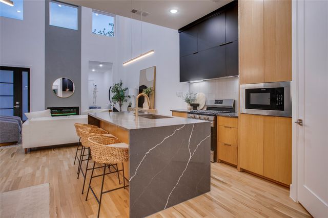2313 S Vernon Avenue, Dallas, TX 75224