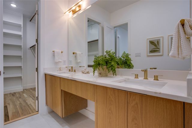 2313 S Vernon Avenue, Dallas, TX 75224