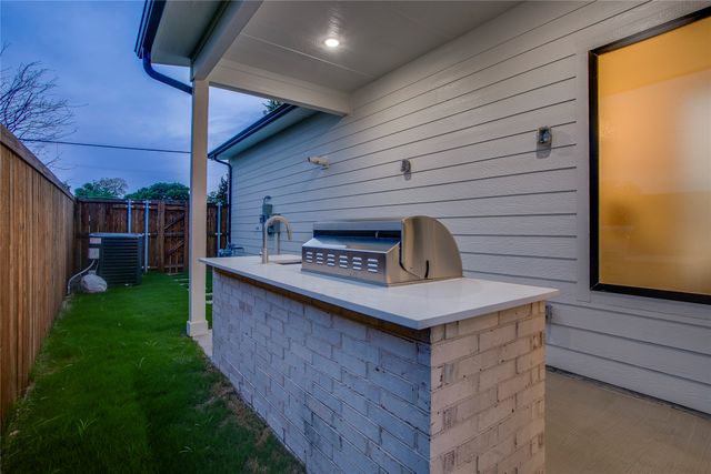2313 S Vernon Avenue, Dallas, TX 75224