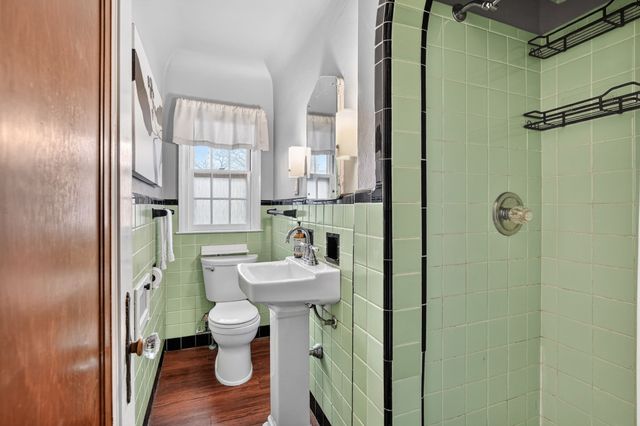 1534 41st Street, Des Moines, IA 50311