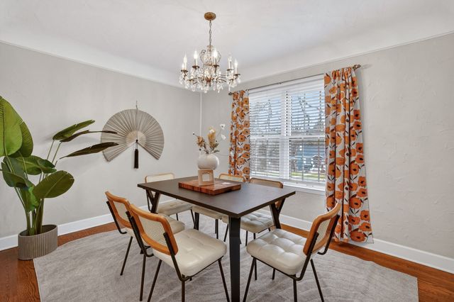 1534 41st Street, Des Moines, IA 50311