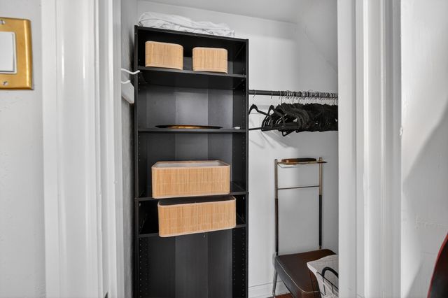 1534 41st Street, Des Moines, IA 50311