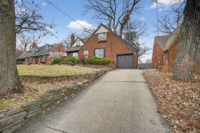 1534 41st Street, Des Moines, IA 50311