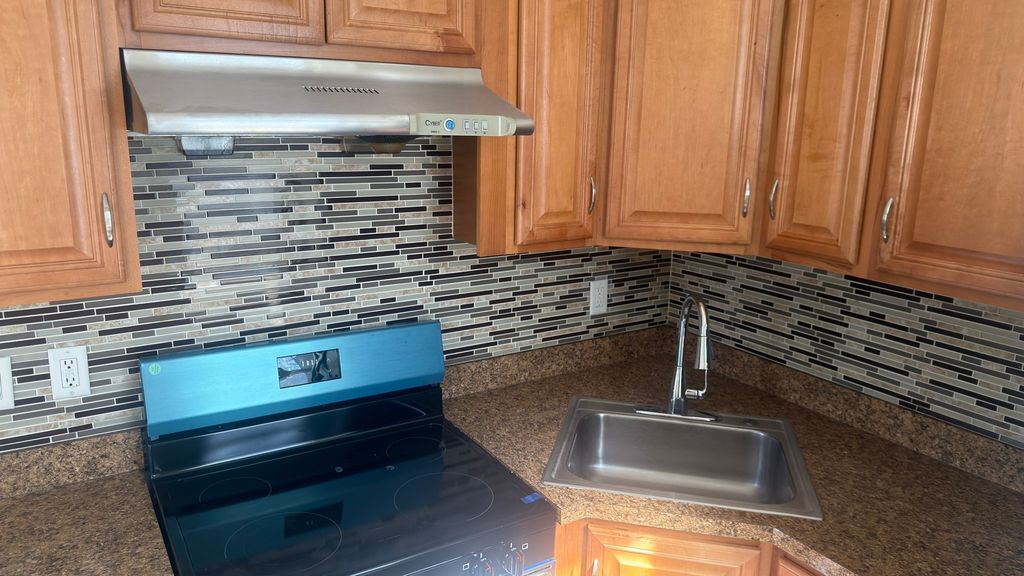 73 Washington St 2, Weymouth, MA 02188