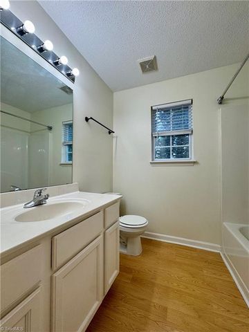 1205 Birch Hill Drive, Kernersville, NC 27284