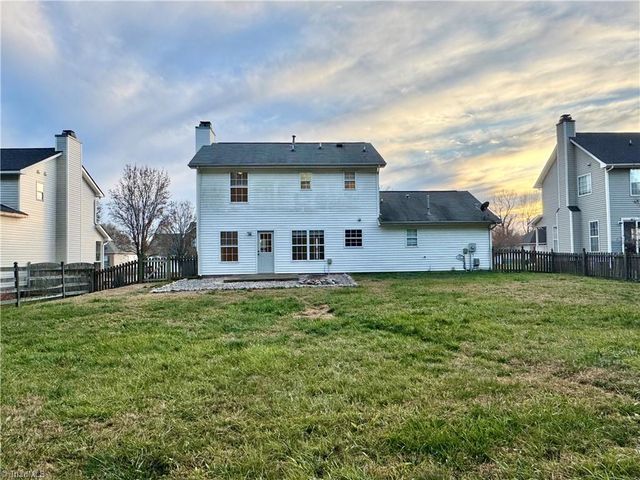 1205 Birch Hill Drive, Kernersville, NC 27284