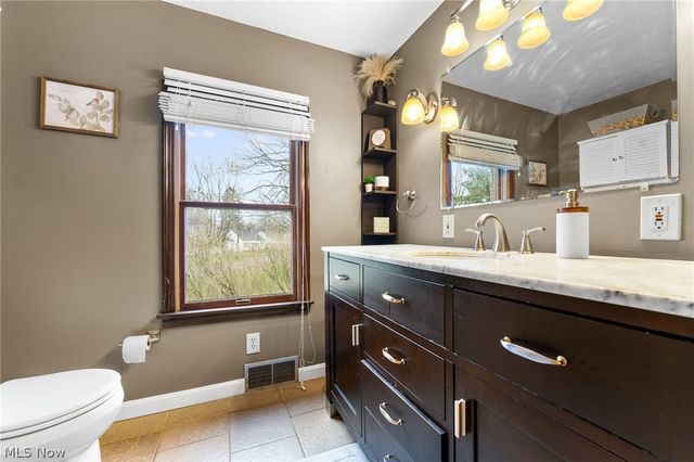 101 Delaware Avenue, Poland, OH 44514