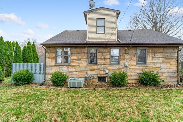 101 Delaware Avenue, Poland, OH 44514