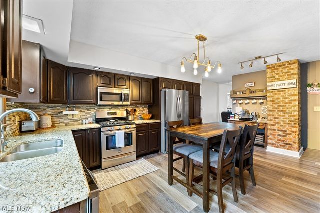 101 Delaware Avenue, Poland, OH 44514