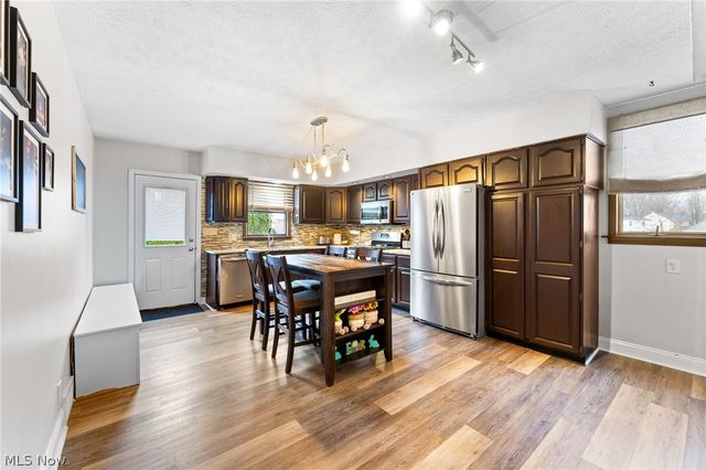 101 Delaware Avenue, Poland, OH 44514