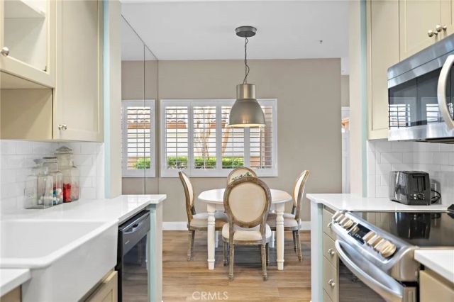 140 Villa Point, Newport Beach, CA 92660