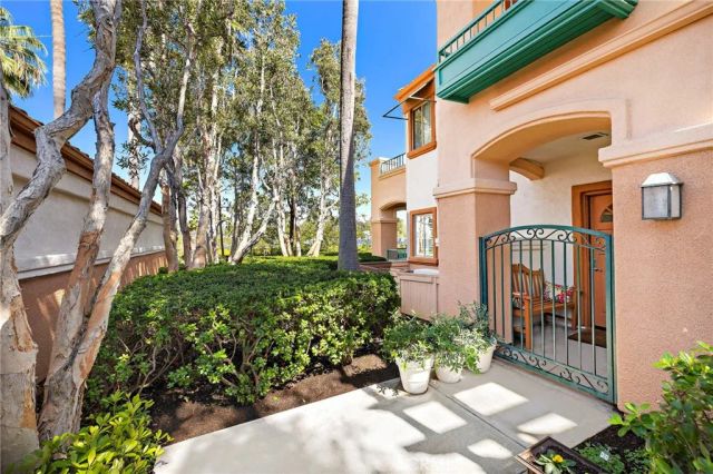 140 Villa Point, Newport Beach, CA 92660