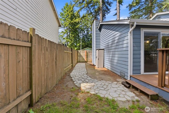 4002 SE Cameron Place, Port Orchard, WA 98366