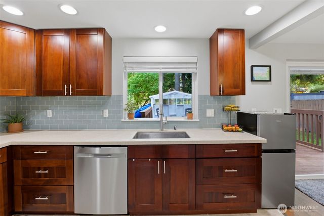4002 SE Cameron Place, Port Orchard, WA 98366