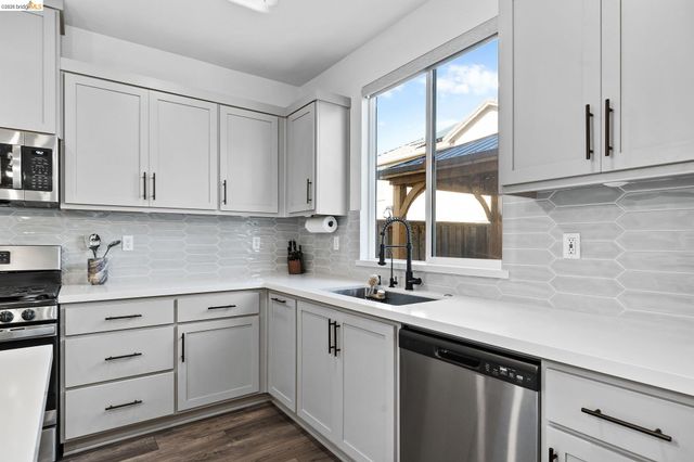 138 Granite Way, Oakley, CA 94561