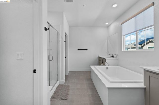 138 Granite Way, Oakley, CA 94561