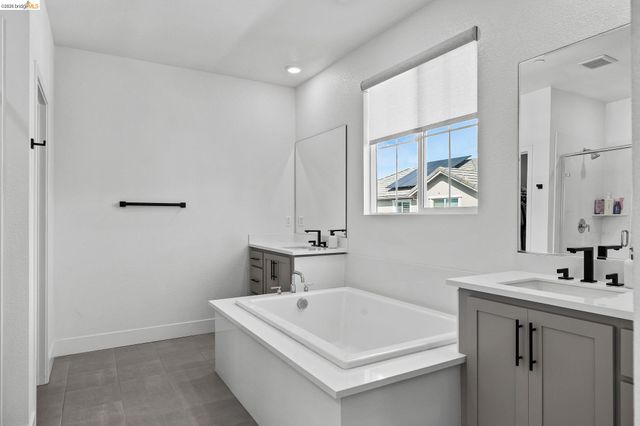 138 Granite Way, Oakley, CA 94561