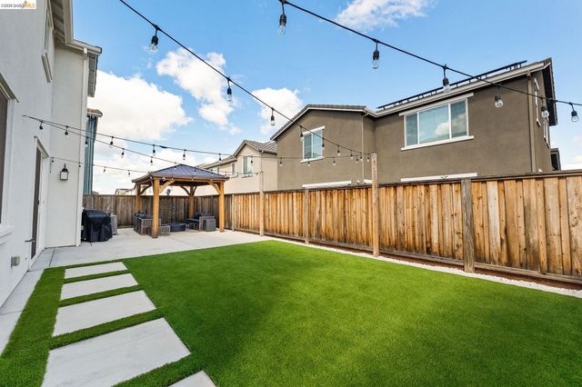 138 Granite Way, Oakley, CA 94561