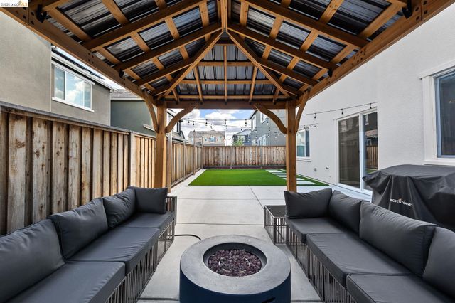 138 Granite Way, Oakley, CA 94561