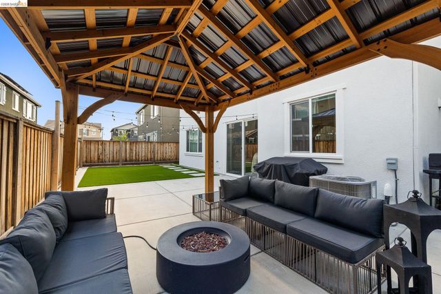 138 Granite Way, Oakley, CA 94561